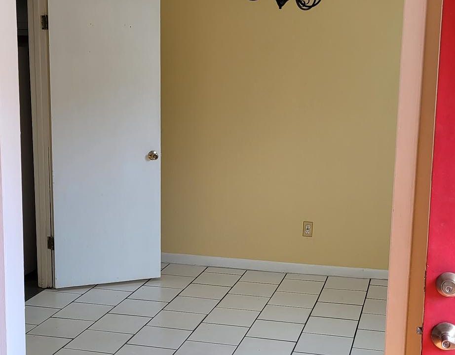 4017 Cottage Hill Rd Mobile, AL, 36609 Apartments for Rent Zillow