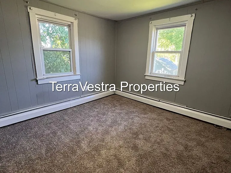 138 Denny Ave — Photo 22
