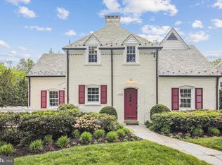 3802 Leland St, Chevy Chase, MD 20815