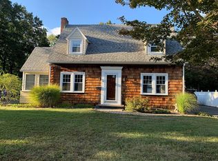 3 Eastwood Rd, Cromwell, CT 06416