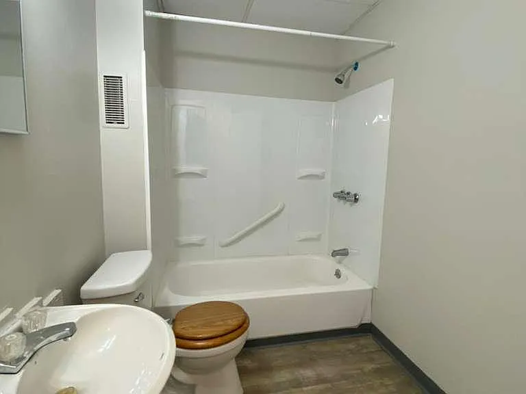 7918 Force Ave #1 — Photo 11