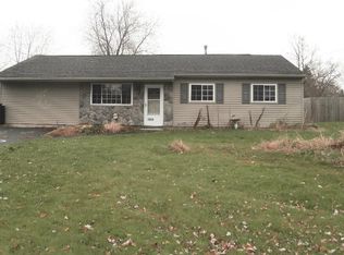 7824 Rinaldo Blvd W, Bridgeport, NY 13030