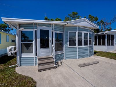 233 Caravan Cir, North Fort Myers, FL, 33903