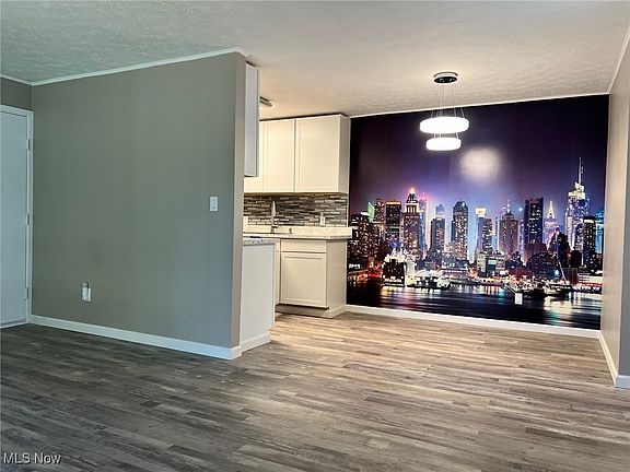 2nd image of 16495 Heather Ln #S204