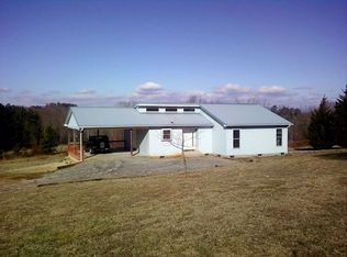 526 Everette Butler Dr, Inman, SC 29349