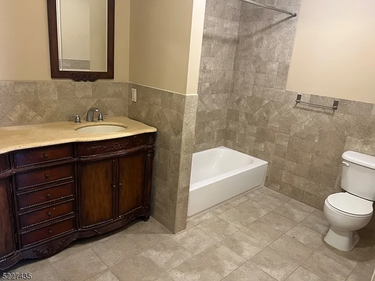 230 South Ave #2D — Photo 25
