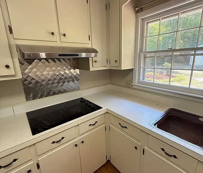 117 Windemere Rd — Photo 7