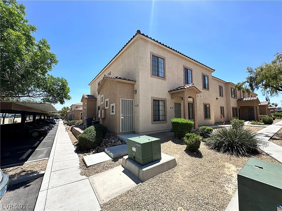 2181 Hussium Hills St #108