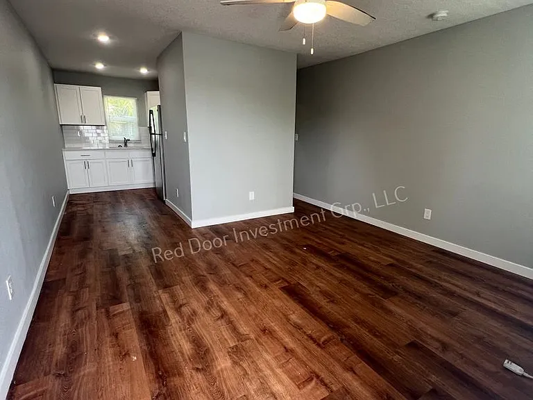 Riverside Apartments - Minutes to the River - Multiple Units Available — Photo 12