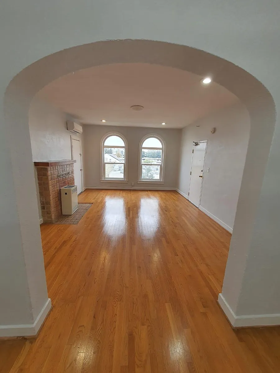 Building Photo - 169 Bimini Pl #F