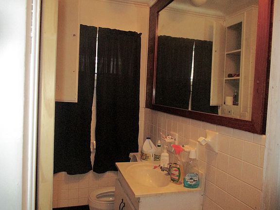 5th image of 55 Evelyn St