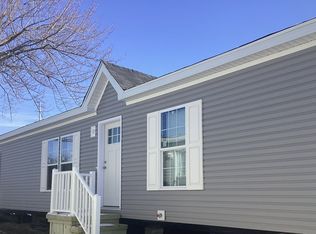 17105 Saint Charles Dr #313, Macomb, MI 48044