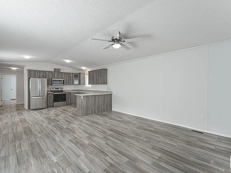 53222 Range Road 272 #13 — Photo 6