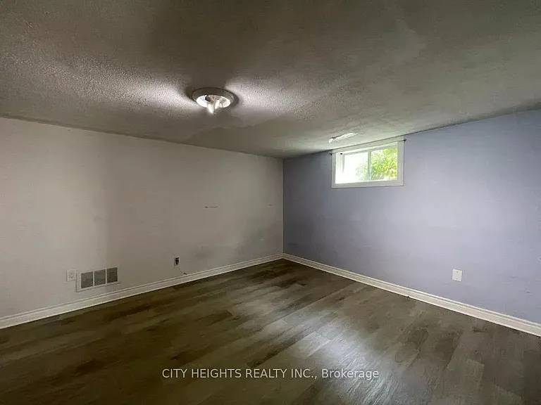 73 Hickling Trl #BASEMENT — Photo 18