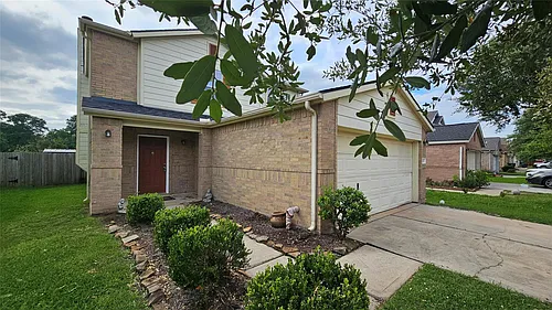 22135 Greengate Dr Photo 1