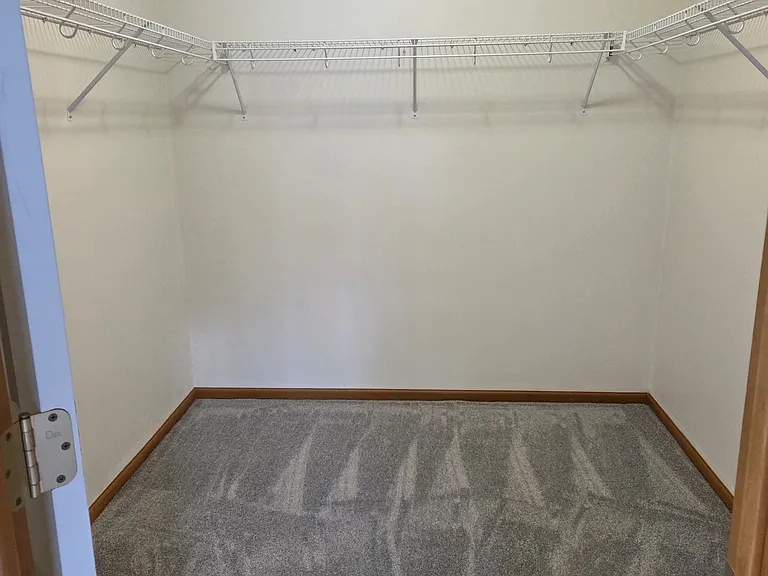 6805 Merrimac Ln N — Photo 22