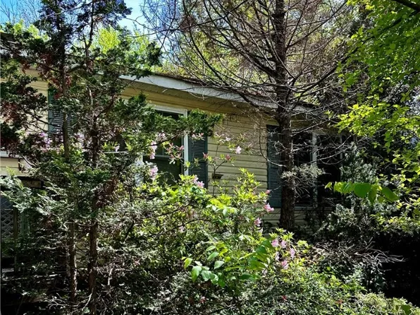 911 Herbert St, Richmond, VA 23225