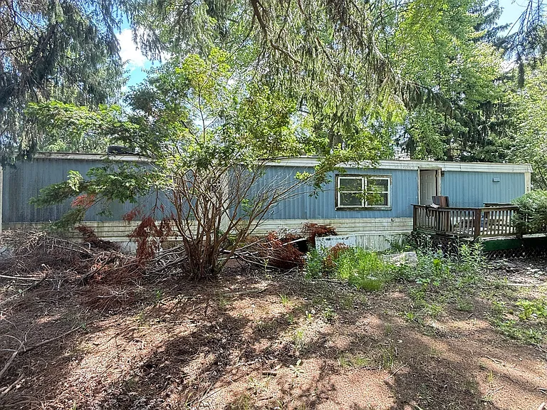 1404 N Rumbaugh Ln #6 — Photo 5