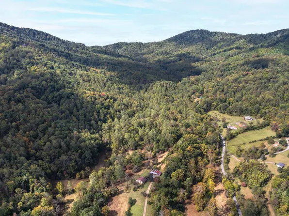 2632 Wagon Trail Rd, Monroe, VA 24574