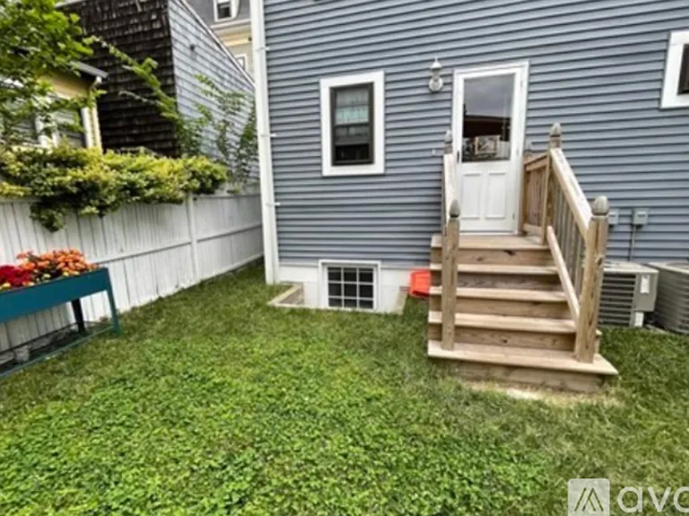 223R Princeton St — Photo 7