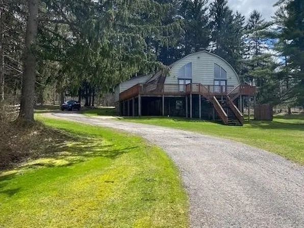 10036 Wilson Mills Rd, Chardon, OH 44024