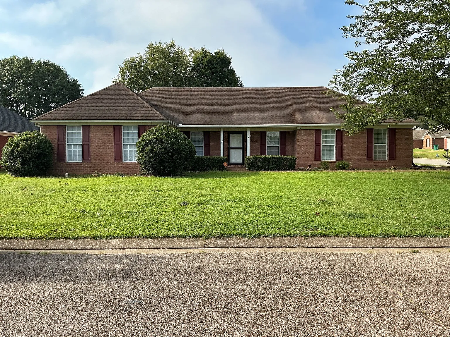 4 bed, 1721 sqft, $2,350 — Photo 1