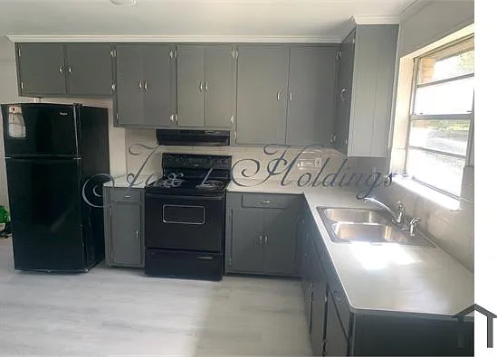 2 bed, 996 sqft, $1,150 — Photo 2