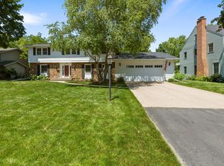 556 Riford Rd, Neenah, WI 54956