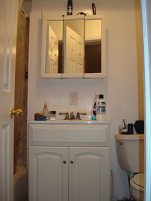 Rented by Metropolitan Equities | media 25