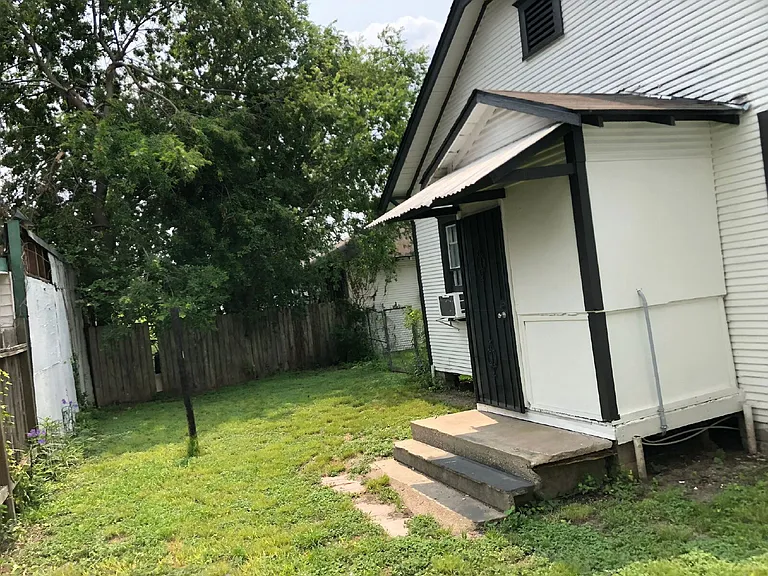 1132 W Cavalcade St — Photo 33