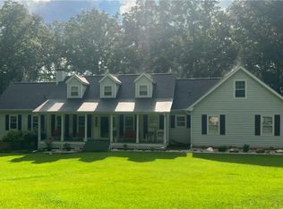 6450 Lake Sara Glen Dr, Douglasville, GA 30135