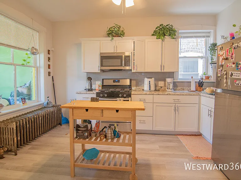 4018 W Oakdale Ave #2 — Photo 13