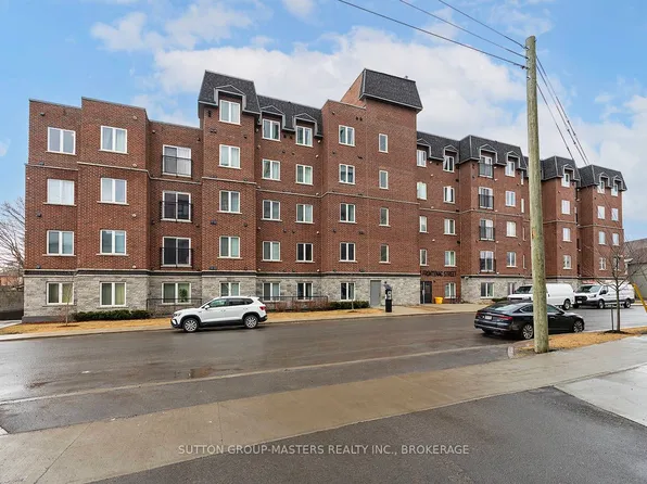 501 Frontenac St #413, Kingston, ON K7K 4L9