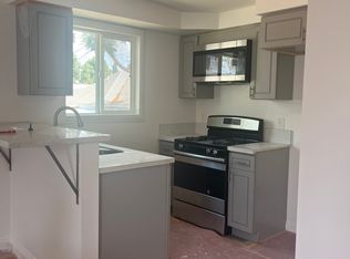 610 S Acacia Ave, Compton, CA 90220