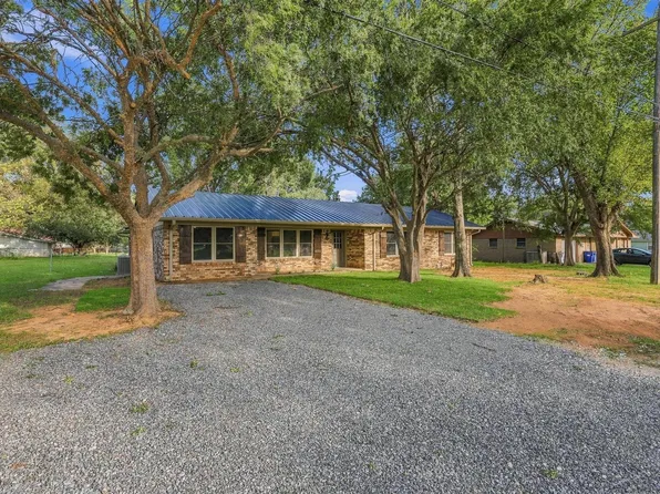 210 N Collins St, Colbert, OK 74733
