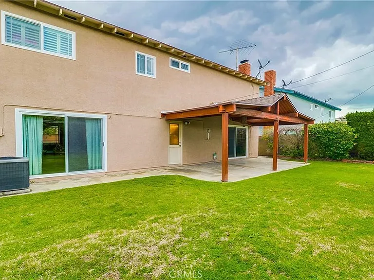 5822 Newman St — Photo 7