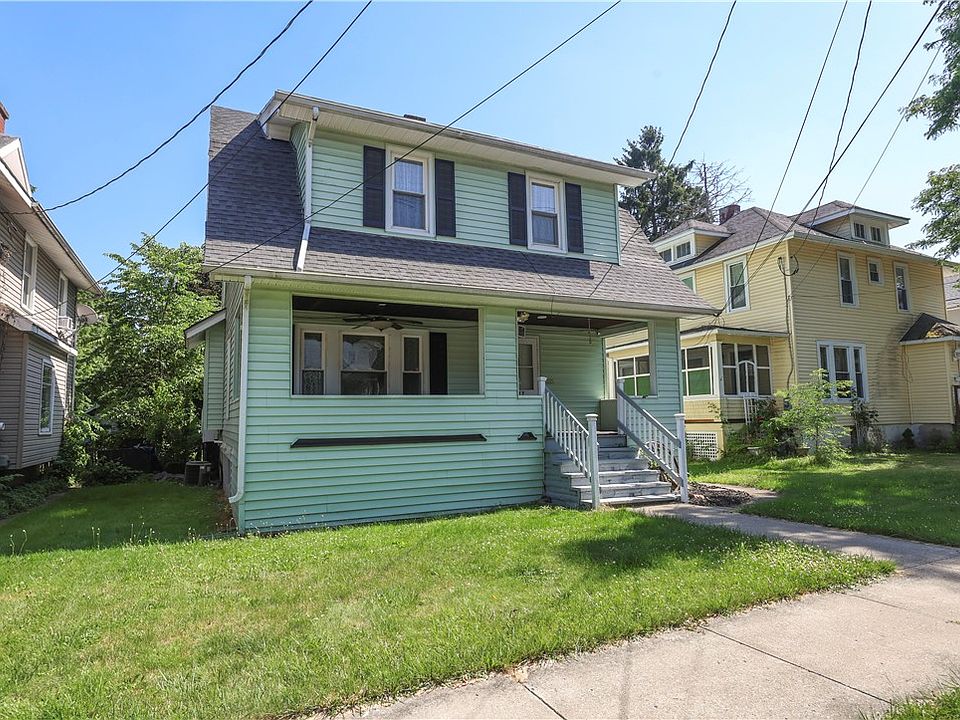 1st image of 827 W Gray St