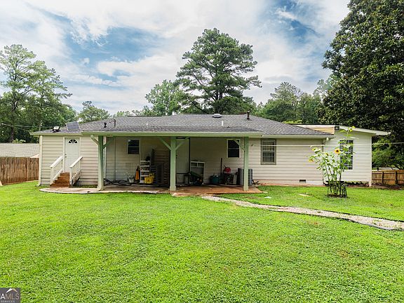 5th image of 363 Harmony Grove Rd