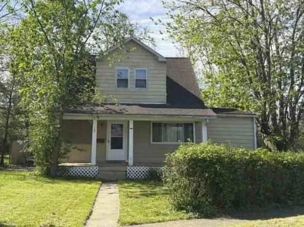 133 Nordham Dr, Bedford, OH 44146