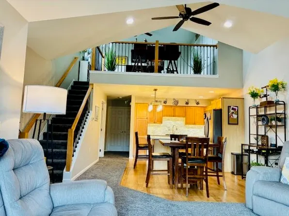 5422 Patriot Dr, Madison, WI 53718