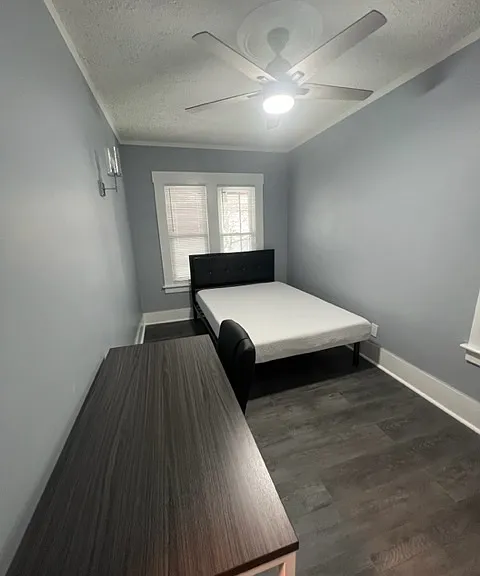 216 Bassett St #2 — Photo 9