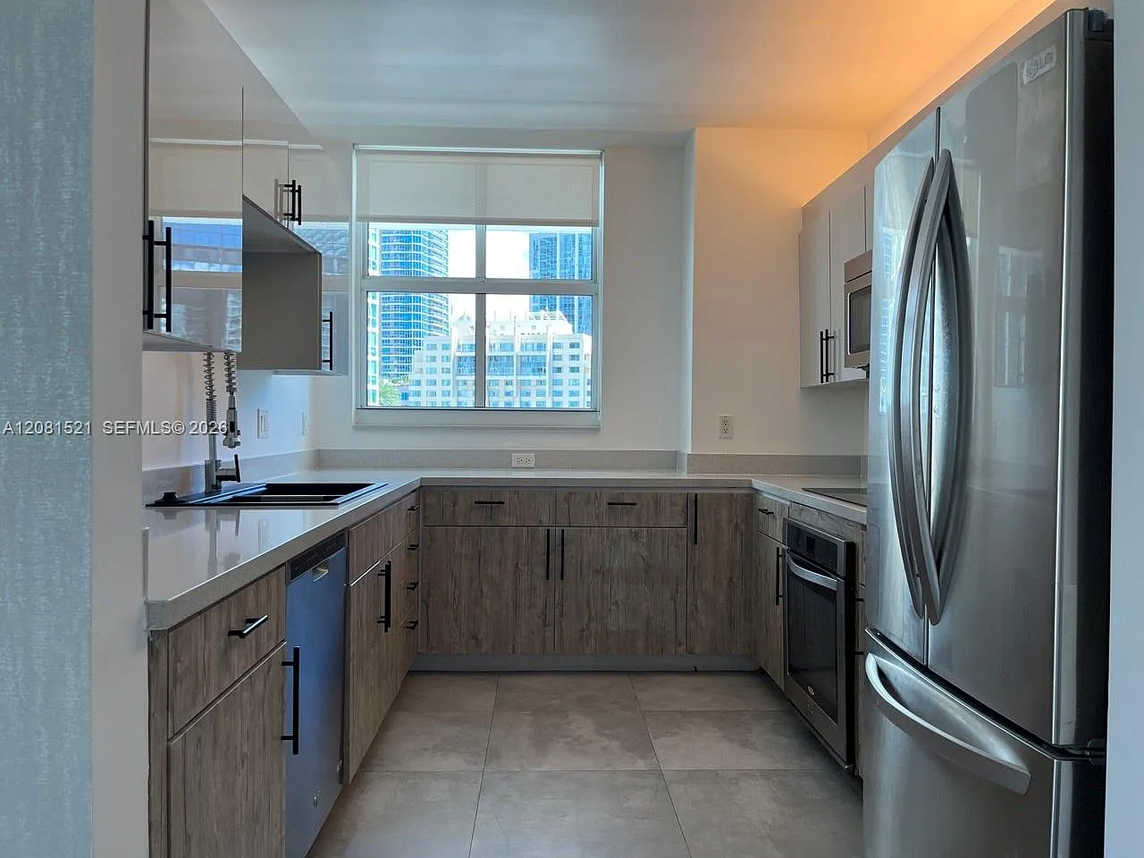 Vue At Brickell Condo — Photo 2