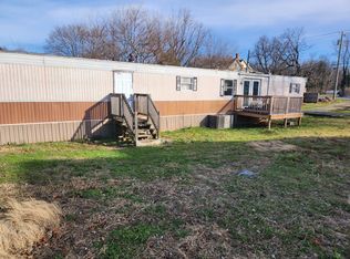 9751 Winchester Ave, Bunker Hill, WV 25413