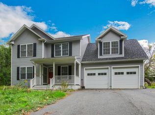 708 Roxbury Rd, Keene, NH 03431