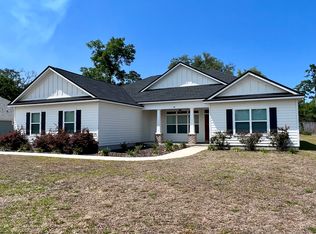 30 Evergreen Dr, Crawfordville, FL 32327