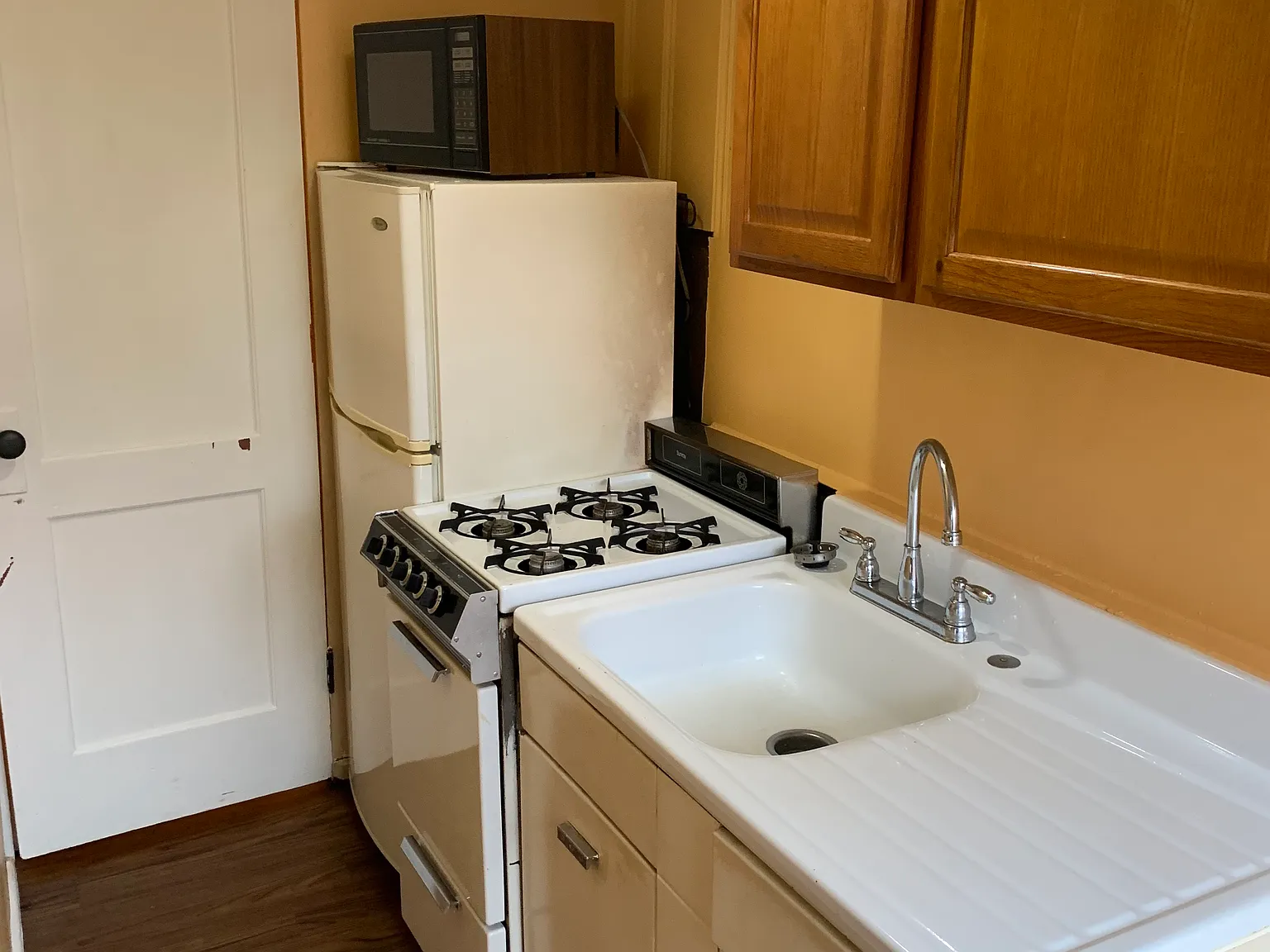 1109 Banklick St — Photo 2
