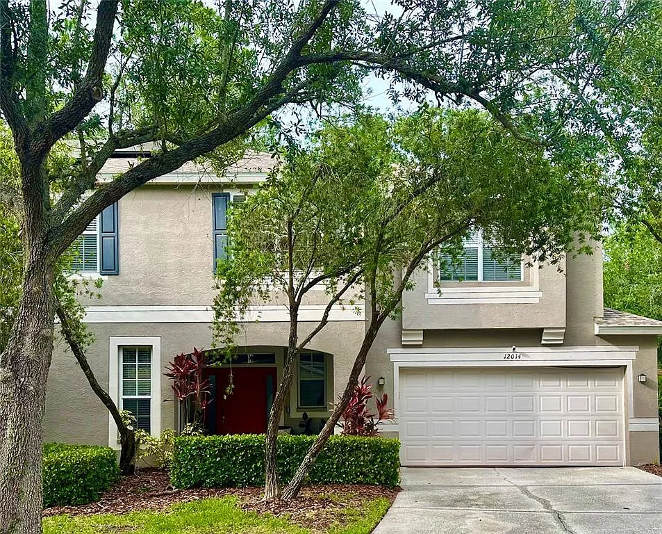 4 bed, 2.5 bath, 2293 sqft, $3,900 — Photo 1