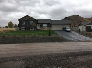 5160 Crescent Moon Dr, Helena, MT 59602