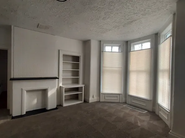 240 W Main St, Newark, OH 43055