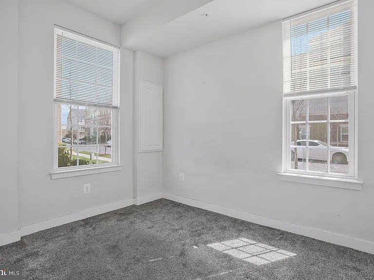 8100 Miner St — Photo 7